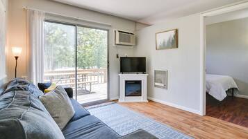 House (2 Bedrooms) | Front of property