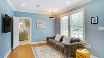 Rumah (2 Bedrooms) | Interior