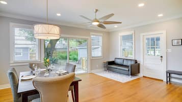 Rumah (2 Bedrooms) | Interior