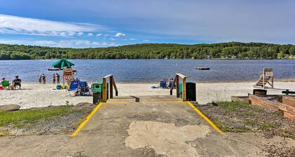 Pools & Ski Access: Lackawaxen Cottage w/ Deck!