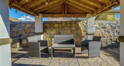 Sunny El Paso Home w/ Private Yard!