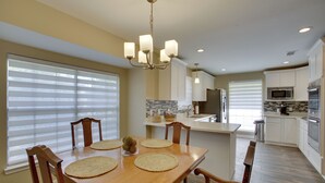 منزل (4 Bedrooms) | المنشأة من الداخل