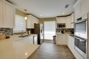 Hus (4 Bedrooms) | Innvendig