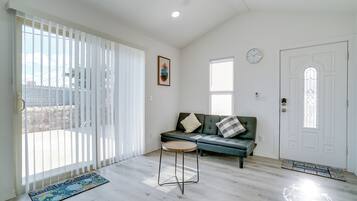 House (1 Bedroom) | Interior