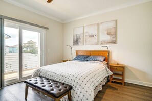 Apartment (4 Bedrooms) | Interior - Carolina Beach Vacation Rental w/ Rooftop Terrace (Carolina Beach)