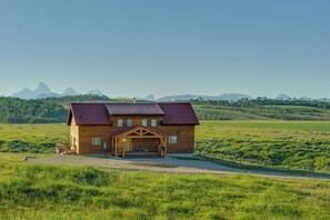 House (6 Bedrooms) | Interior - Fire Pit, Deck + Hot Tub: Idaho Group Getaway! (Felt)