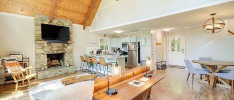House (3 Bedrooms) | Interior