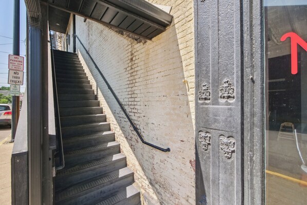 Apartment (1 Bedroom) | Interior