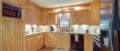 單棟房屋 (3 Bedrooms) | 內部