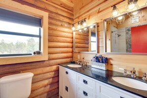 Casa (2 Bedrooms) | Interior