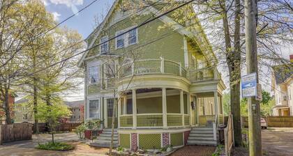 Beautiful Providence Apt Near Dtwn & Federal Hill!