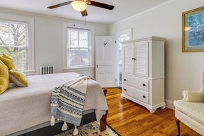 Interior - Beautiful Providence Apt Near Dtwn & Federal Hill! (Providence)