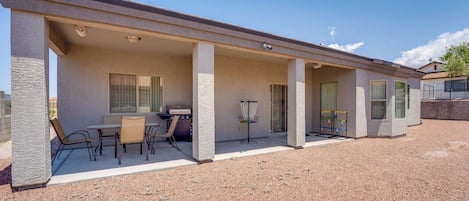 House (4 Bedrooms) | Interior