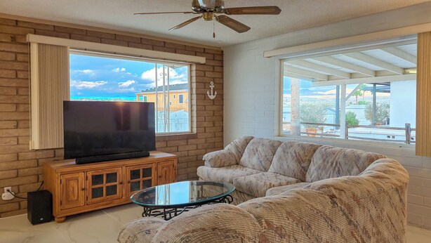 Villa (2 Bedrooms) | Interior - Riverfront Bullhead City Home w/ Mountain Views! (Bullhead City)