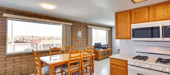 Riverfront Bullhead City Home w/ Mountain Views!