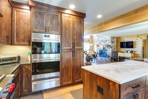 Casa (Multiple Bedrooms) | Interior