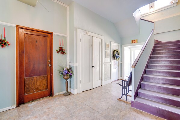 Apartment (1 Bedroom) | Interior - Downtown Schertz Vacation Rental Near Restaurants! (Schertz)