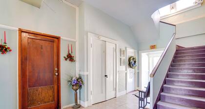 Downtown Schertz Vacation Rental Near Restaurants!