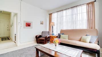 Apartment (1 Bedroom) | Interior