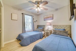 Interior - Tallahassee Home w/ Private Deck: 4 Mi to Downtown (Tallahassee)