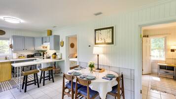 Rumah (2 Bedrooms) | Interior