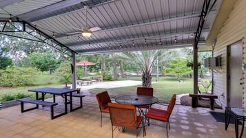 Rumah (2 Bedrooms) | Interior