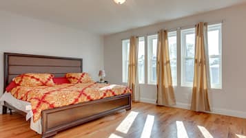 3 bedrooms, bed sheets