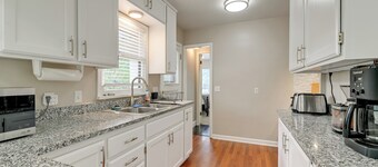 ที่พัก Grants Pass พร้อมระเบียงกว้างขวาง!