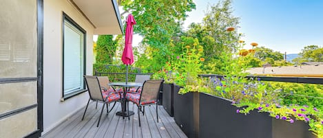 House (3 Bedrooms) | Front of property