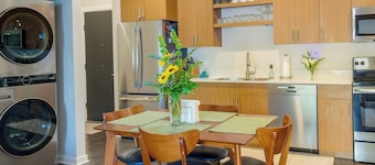 Traverse City Vacation Rental: 1 Mi to Beach!