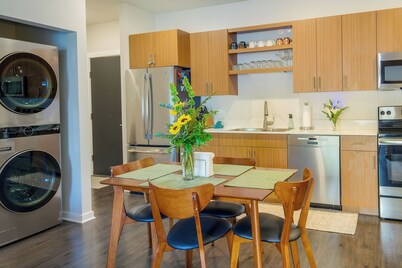 Traverse City Vacation Rental: 1 Mi to Beach!