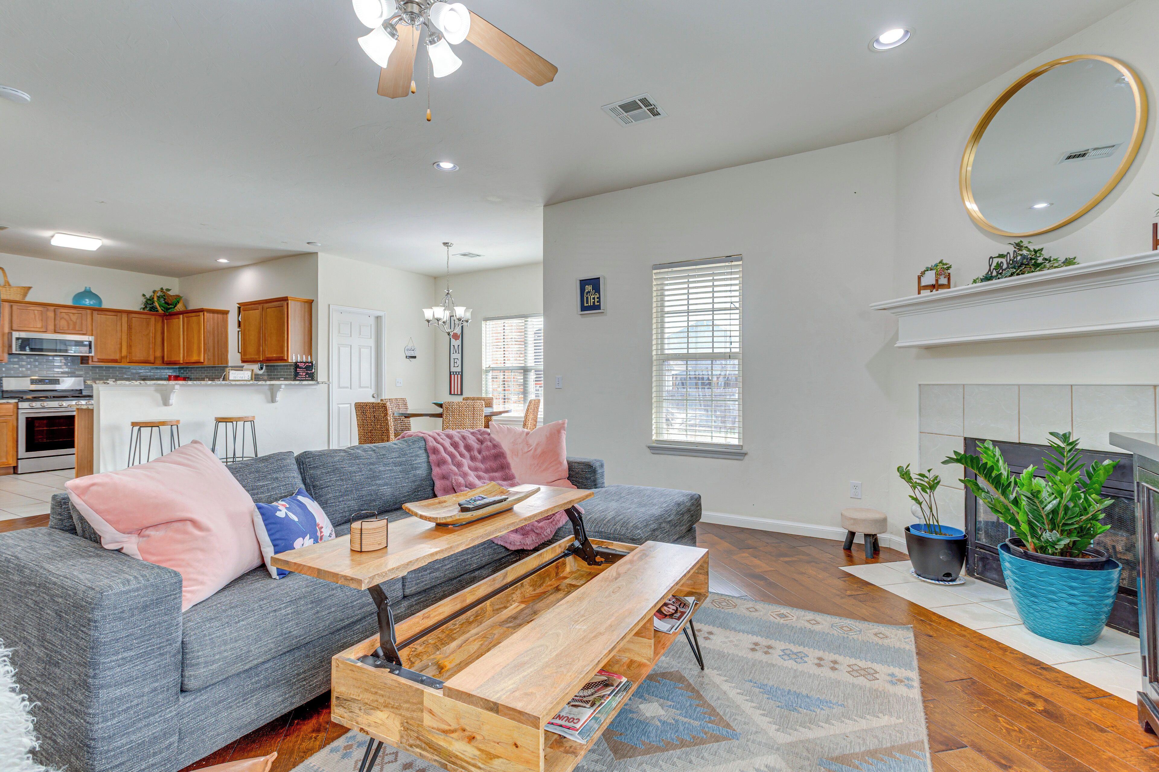 House (3 Bedrooms) | Interior