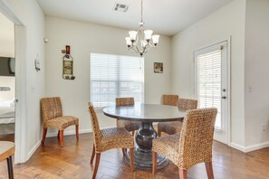 Interior - Private Patio + Yard: Home By Tinker & Hospitals! (Oklahoma City)