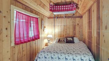 House (1 Bedroom) | Interior