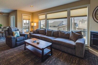 Rockaway Beach Vacation Rental Near Beach Access!