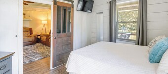 Jefferson City Getaway - 3 Mi to Cherokee Lake!