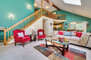 House (4 Bedrooms) | Interior
