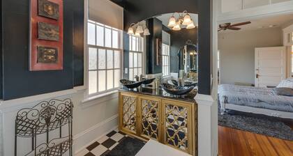 Downtown Winston-salem Condo w/ Private Library!