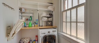 Downtown Winston-salem Condo w/ Private Library!