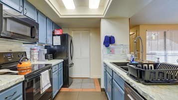 Apartment (3 Bedrooms) | Interior