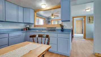 Apartment (0 Bedroom) | Interior