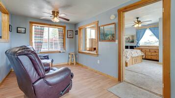 Apartment (0 Bedroom) | Interior