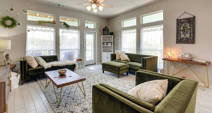 La Porte Home w/ Balconies: Walk to Beach!