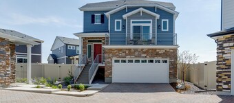 9 Mi to Airport: Pet-friendly Aurora Home w/ Deck