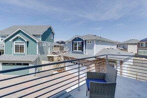 Interior - 9 Mi to Airport: Pet-friendly Aurora Home w/ Deck (Aurora)