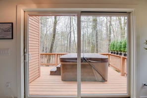 Apartment (4 Bedrooms) | Interior - North Conway Townhome w/ Private Hot Tub & Deck! (North Conway)