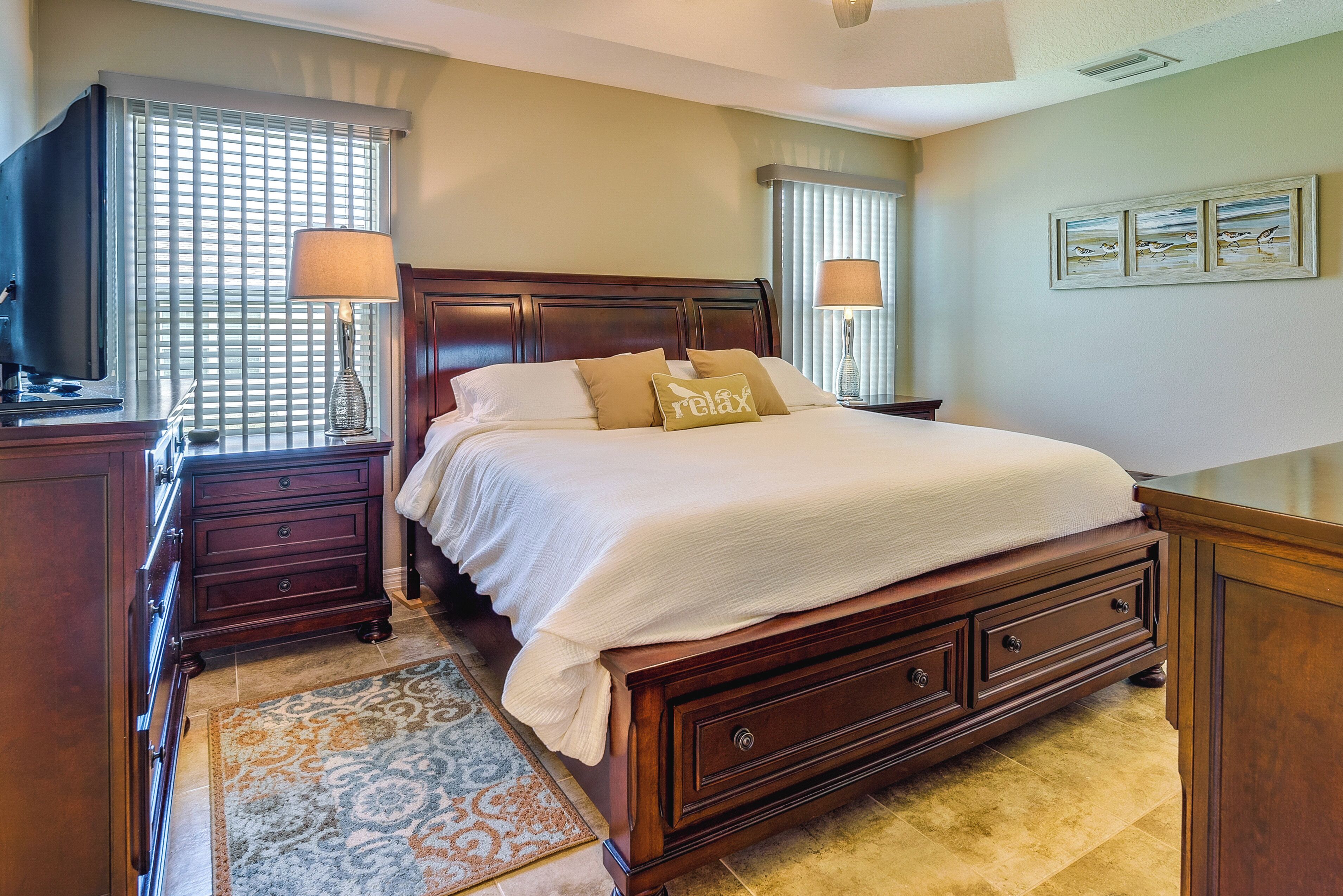 House (3 Bedrooms) | Interior