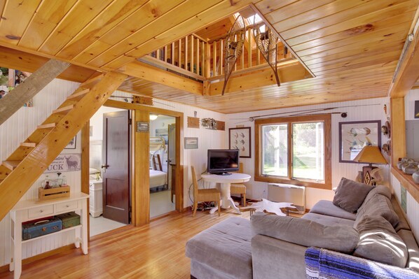 Cottage (2 Bedrooms) | Interior