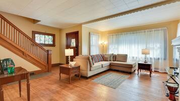 Rumah (2 Bedrooms) | Interior