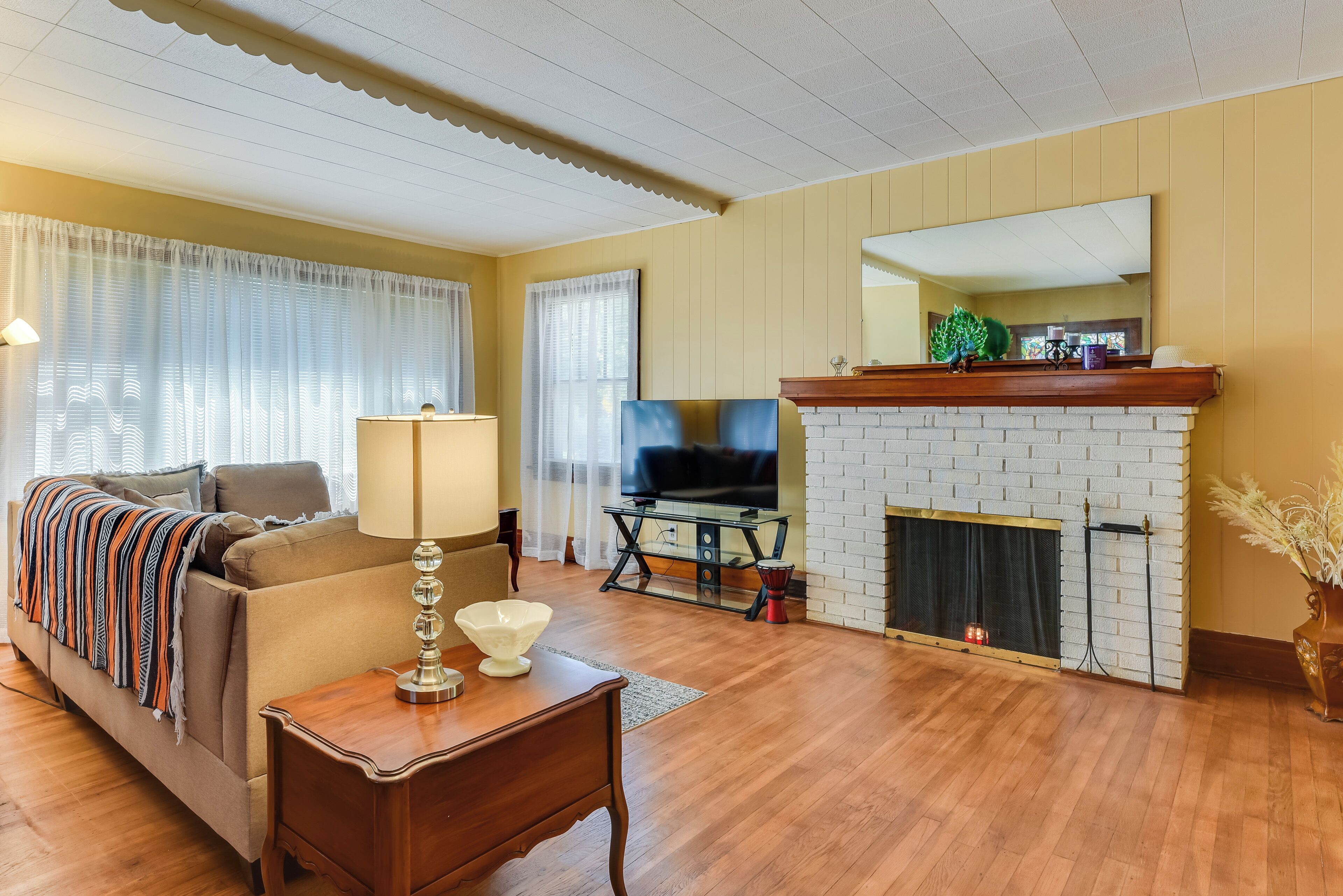 المنشأة من الداخل